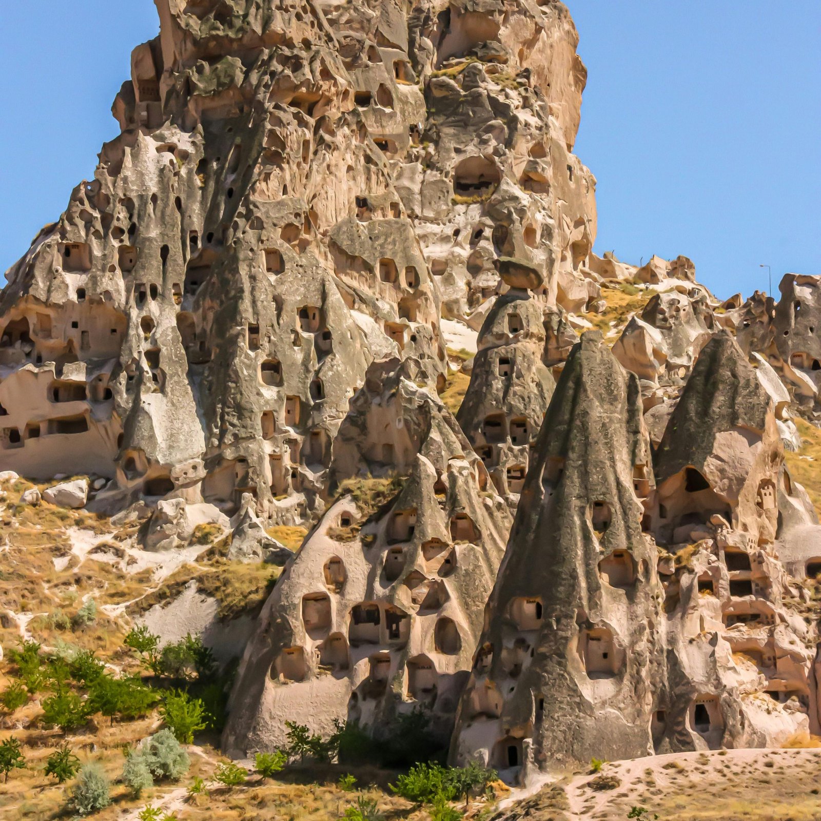 <span>Visit 1 </span> Uchisar Castle